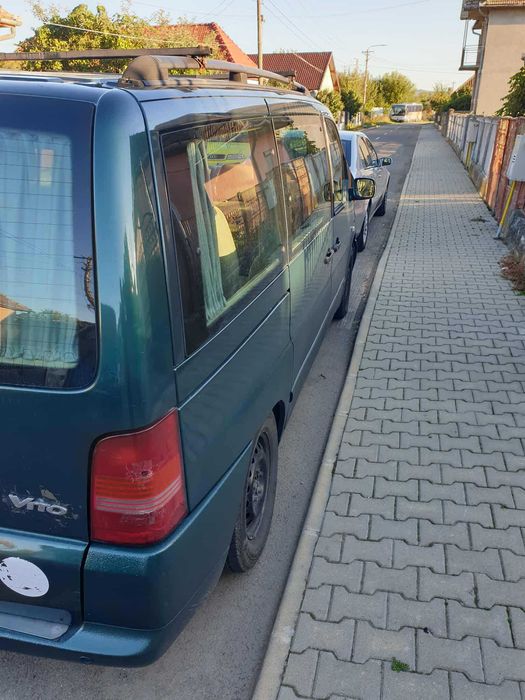 Mercedes V-Class 2002 2.2