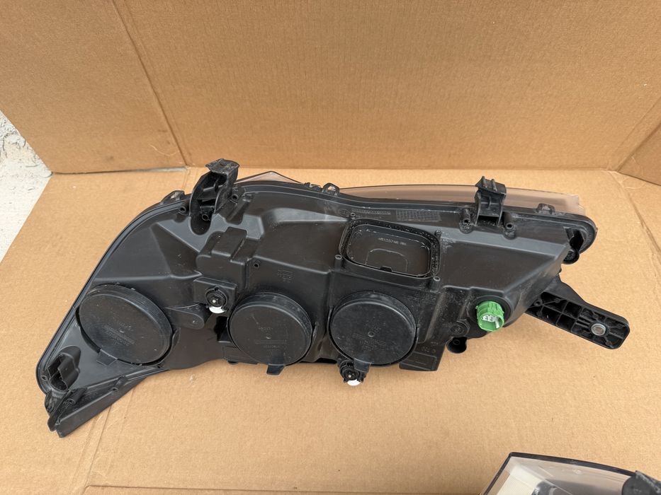 Faruri, Far stanga / Far dreapta Citroen Jumper, Peugeot Boxer, Fiat Ducato, Opel movano C 2014-2026