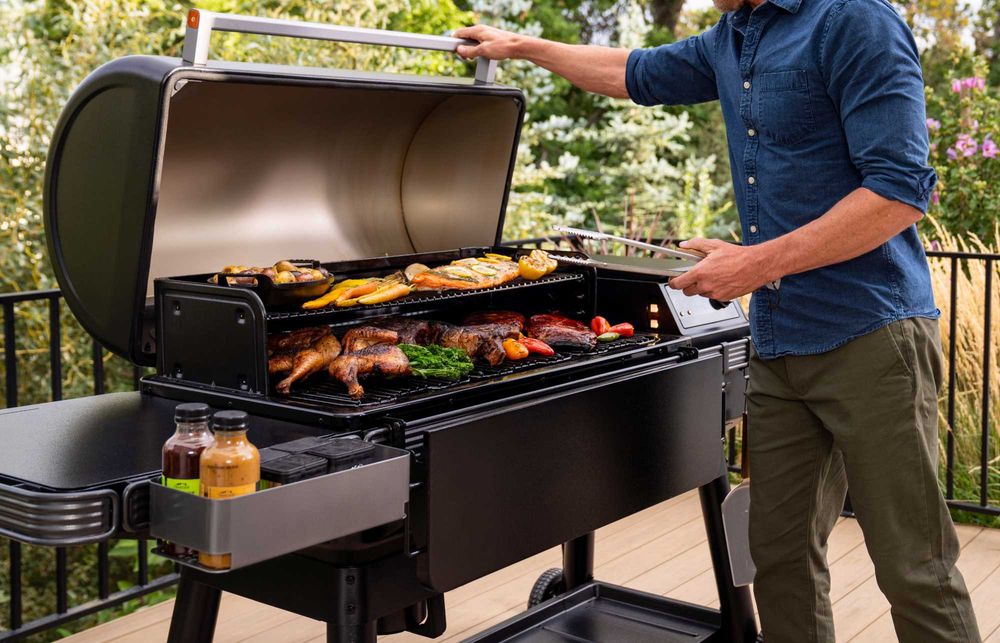 Inchiriez gratar/ smoker  Traeger Ironwood XL - Pentru Evenimete si Petreceri