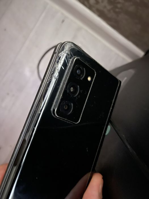 Samsung Galaxy Fold2