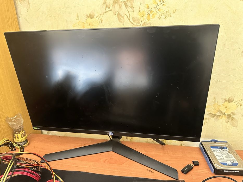 Монитор 27" LG UltraGear 27GS60F-B черный
