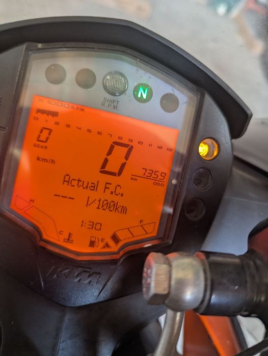 Motofly vinde KTM RC390 categ A2 numere rosii