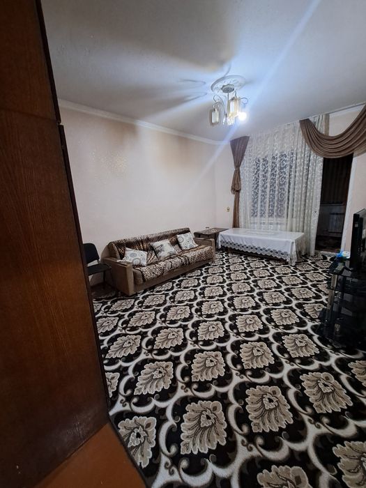 1 хонали уй сотилади