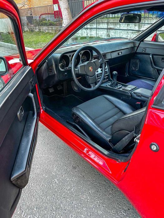 Porsche 944 Targa 1984 – Vehicul Istoric, Motor Revizuit, Fără Rugină