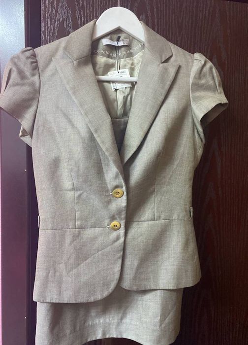 Распродажа вещей с магазина ,платья ,вечерние ,шорты