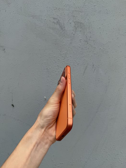 Продам Iphone 17 pro max EAC 256gb