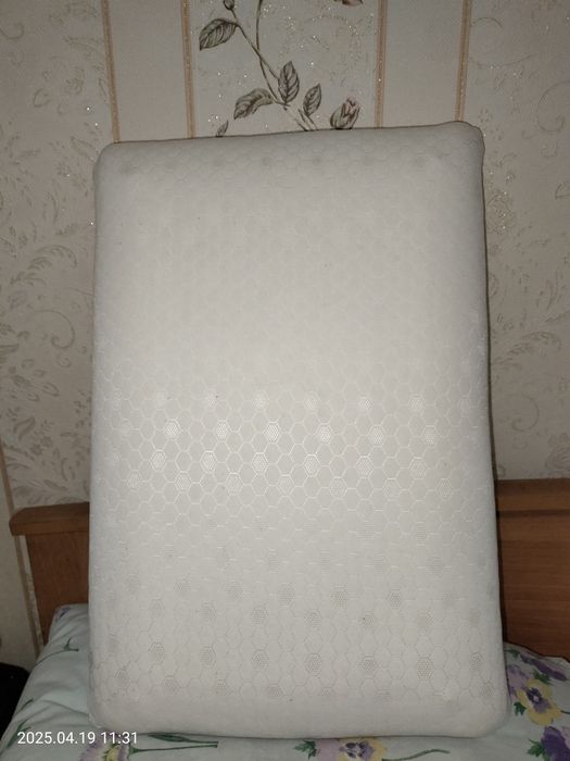 Подушка с памятью