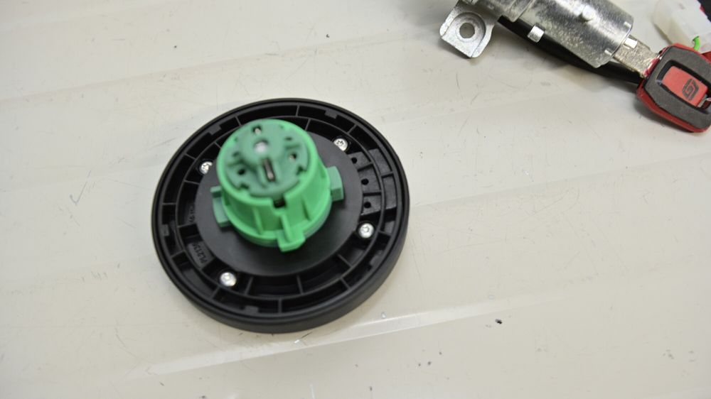 Set chei contact cu buson rezervor pentru GasGas ES/SM 700 2020–2024