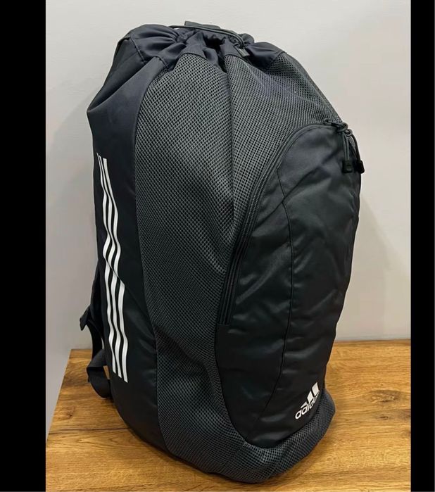 Оригинальный дизайн Adidas