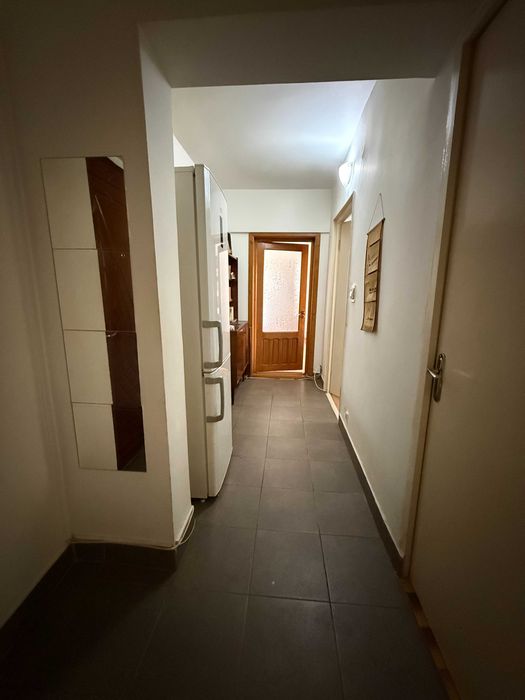 3 camere - Apartament de vanzare - Str Flacara, Calarasi