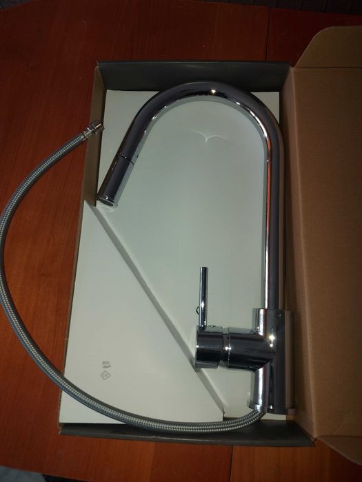 Смесител за кухненска мивка. Нов.