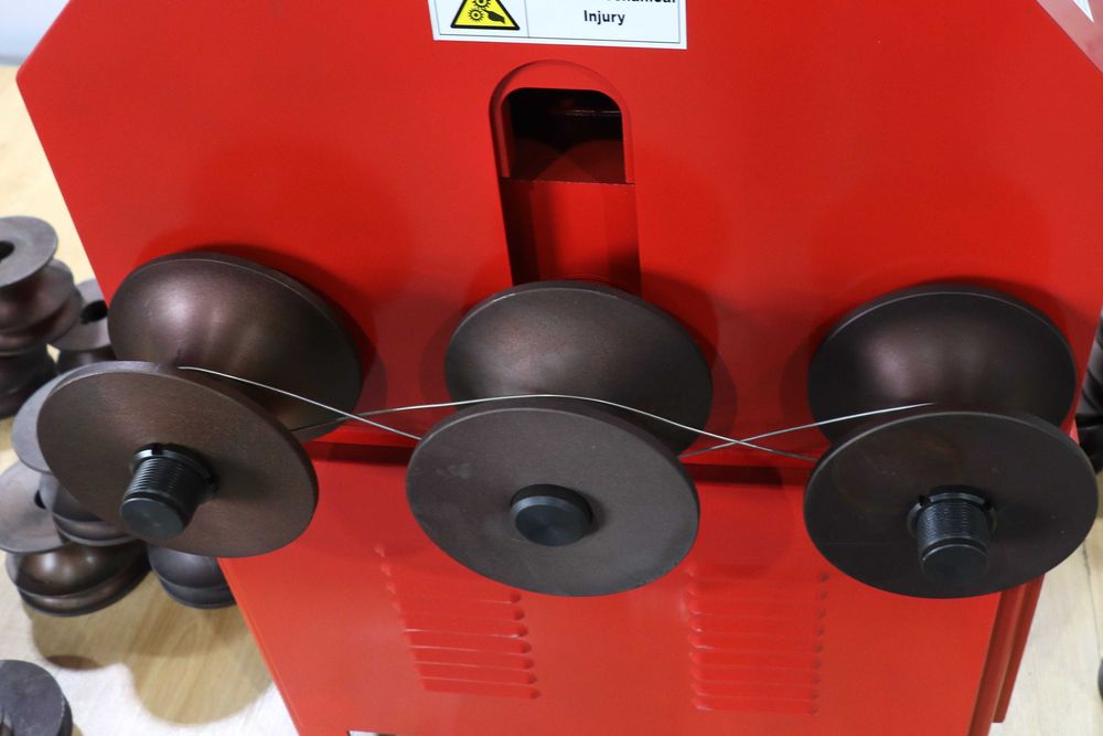 Профилегиб, трубогиб