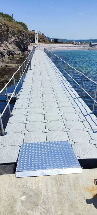 Ponton plutitor modular docuri plutitoare(made in italy) certif ISO,CE