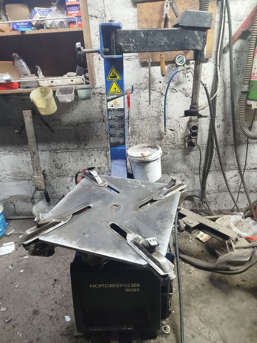 Шиномонтажный станок