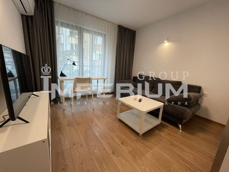 Дава се под наем Тристаен апартамент в Варна, Център - 70 кв.м за 765 € - Снимка #1