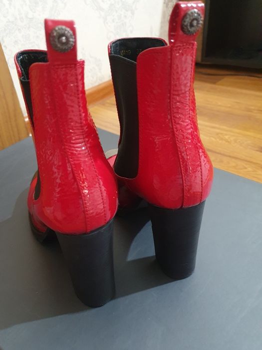 Женские ботильоны