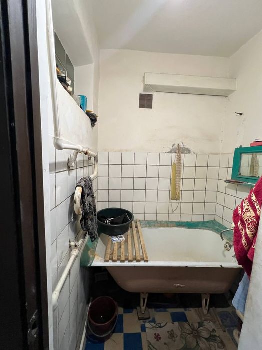 2 xonalik kvatera Sotiladi