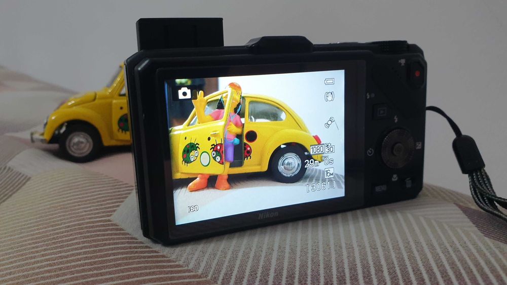 Nikon CoolPix S9300 - 16Mpx