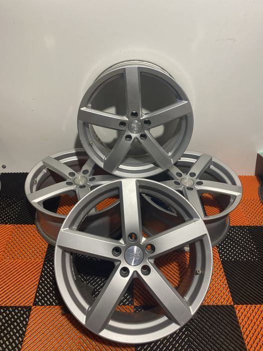 Jante Mercedes-Benz E , C , V Class pe 18