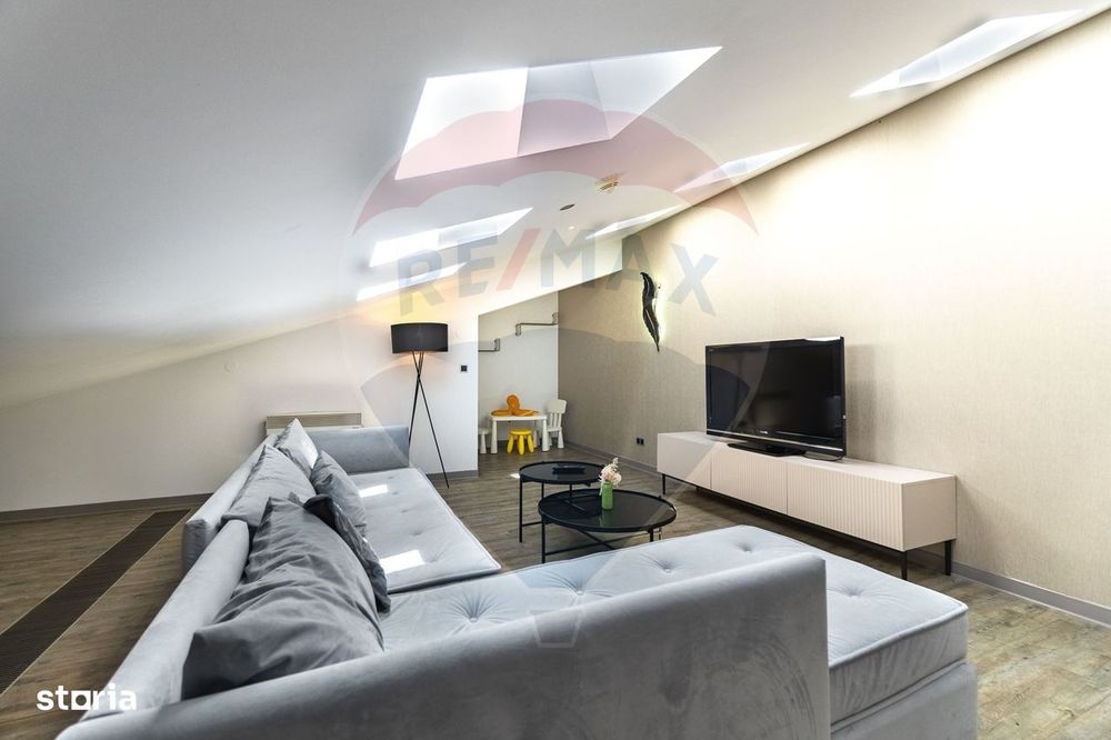 Apartament cu 4 camere de vânzare