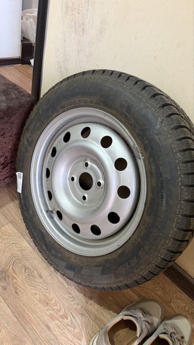 Новая шина Pirelli 1шт