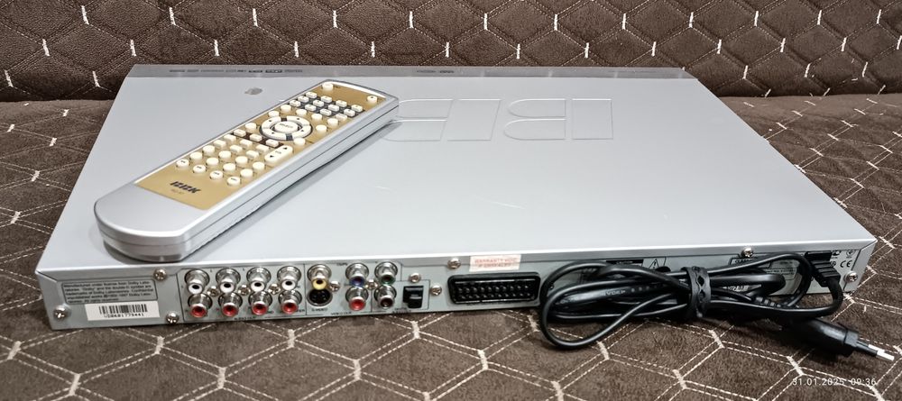 DVD-плеер BBK DV523S с караоке