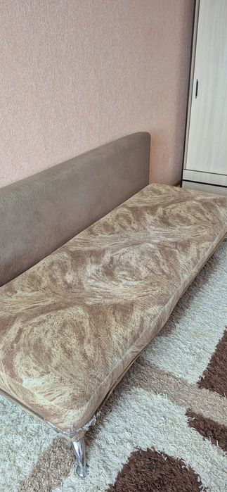 Отдам бесплатно  диван