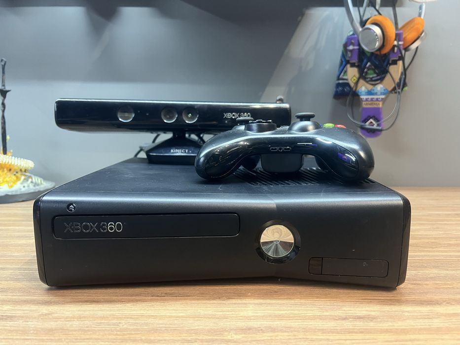 Xbox 360 4gb + kinect