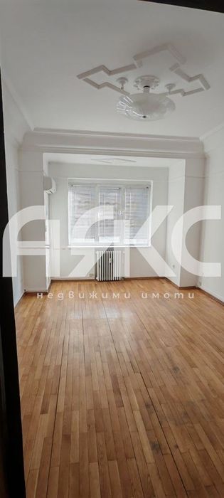 Продава се Многостаен апартамент в София, Център - 171 кв.м за 1983 €/кв.м - Снимка #3