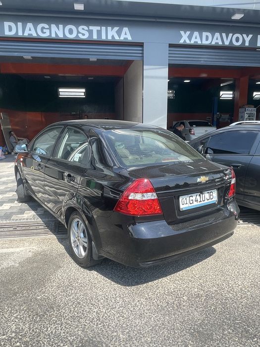 Nexia 3 qora aftmat