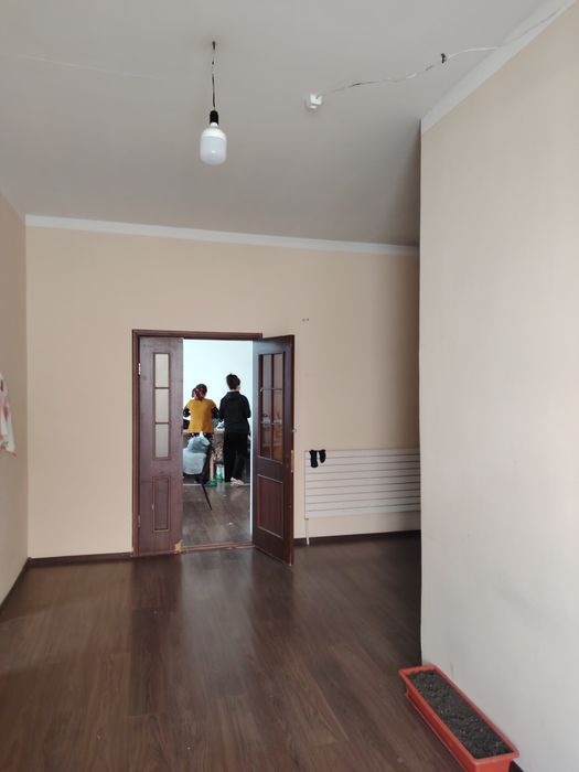 Продаётся  участок 6сотки земли 6ти ком в Сергели Янги хаёт.ул Чартак