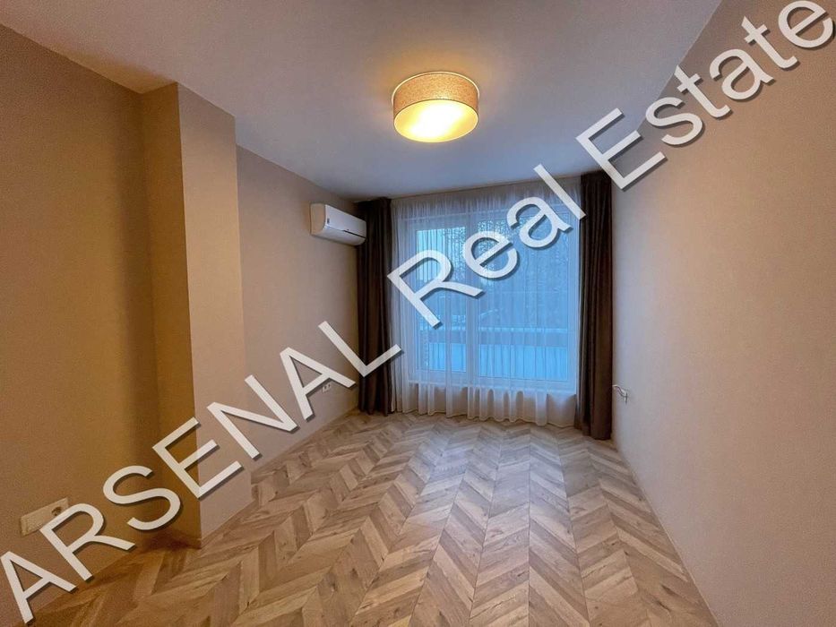 Дава се под наем Четиристаен апартамент в София, Лозенец - 150 кв.м за 1500 € - Снимка #4