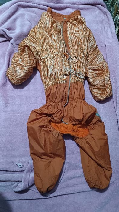 Продам комбенизон для собак