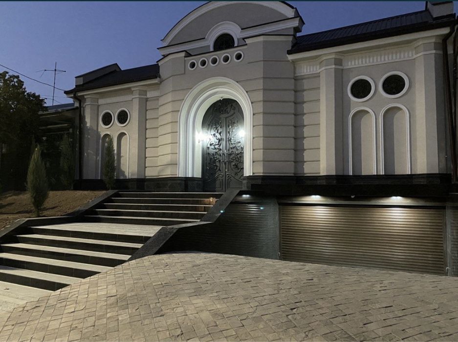 Срочно продам новый дом в элитном районе