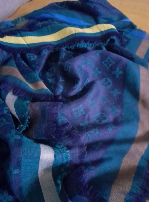 Șal mare LV, casmir/matase, 500 lei