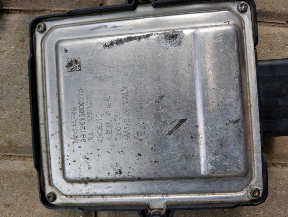 Продавам газов инжекцион ROMANO за ДБГ 4 цилиндъра, на части + бутилка
