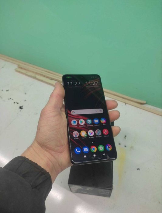 poco x3 pro 128tali holati yahshi faqat kamera iwlamidi qogan joyi tnu