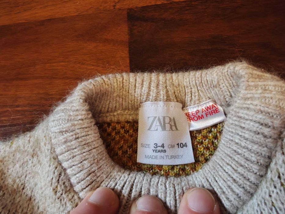 Pulovere ZARA pentru copii 2-3 ani
