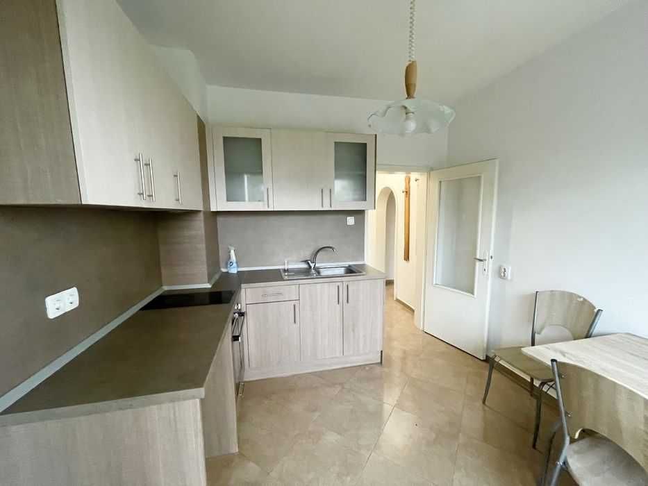 Продава се Двустаен апартамент в София, Борово - 78 кв.м за 883 €/кв.м - Снимка #2