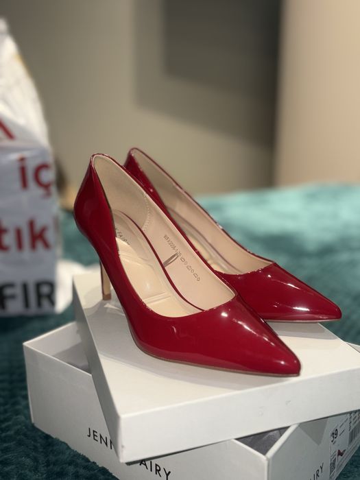 Дамски обувки на ток