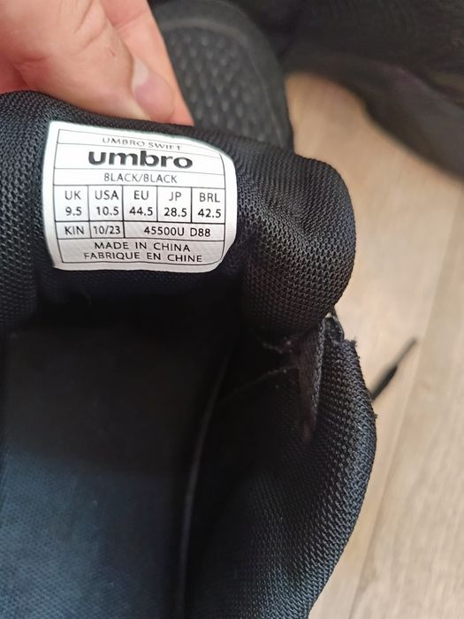 Adidasi umbro barbati