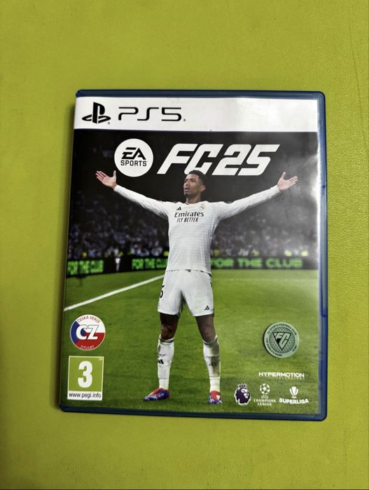 Vand fc25 nou sau schimb cu fc25 de ps4