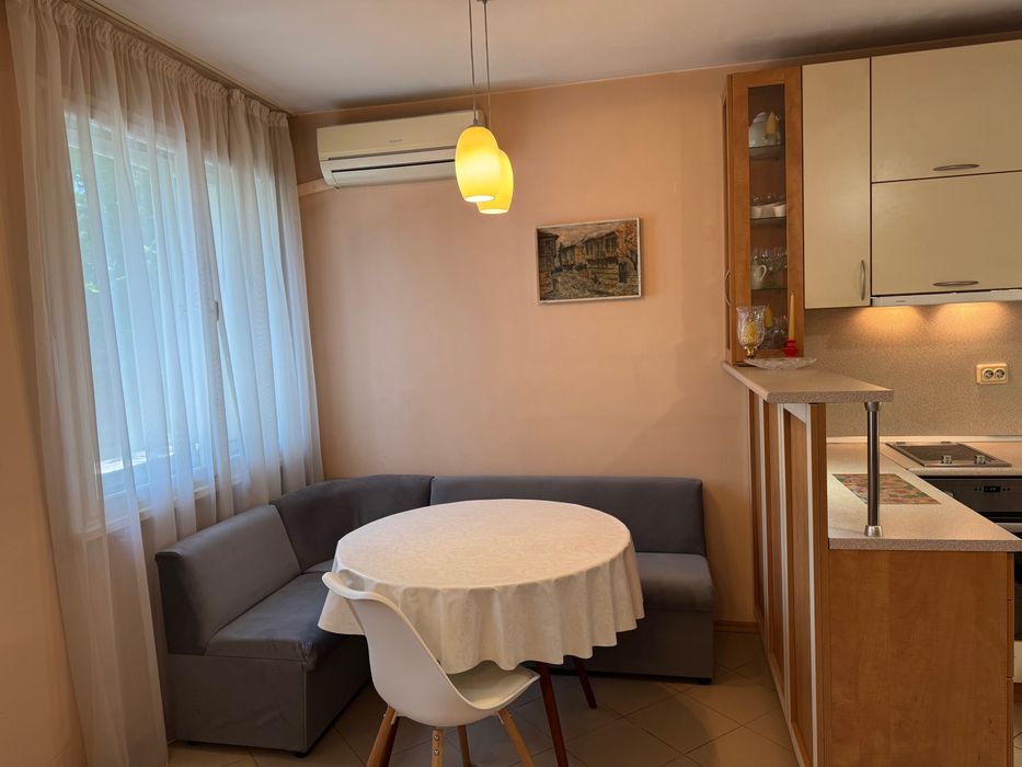 Дава се под наем Едностаен апартамент в Пловдив, Кършияка - 58 кв.м за 390.15 € - Снимка #2