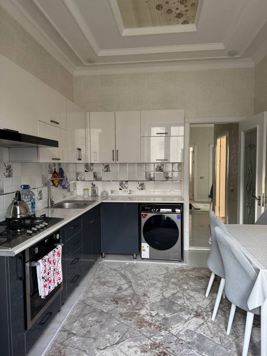 Срочно Сдаём Аренда! 3х комнатная квартира .Ул.А .Кадырий,Басри-Баба.