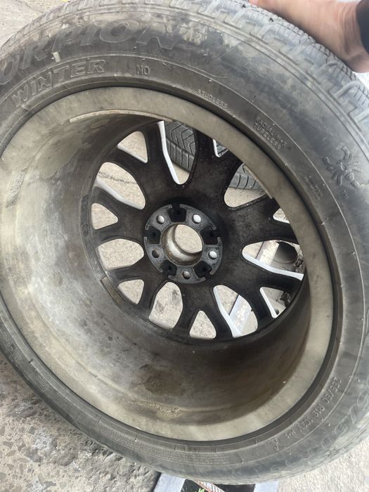 Jante 19 cu cauciucuri M+S Scorpion. Stare ft buna!