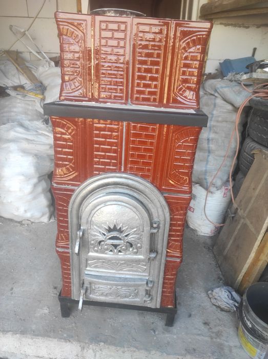 Vând ce se vede 4 r