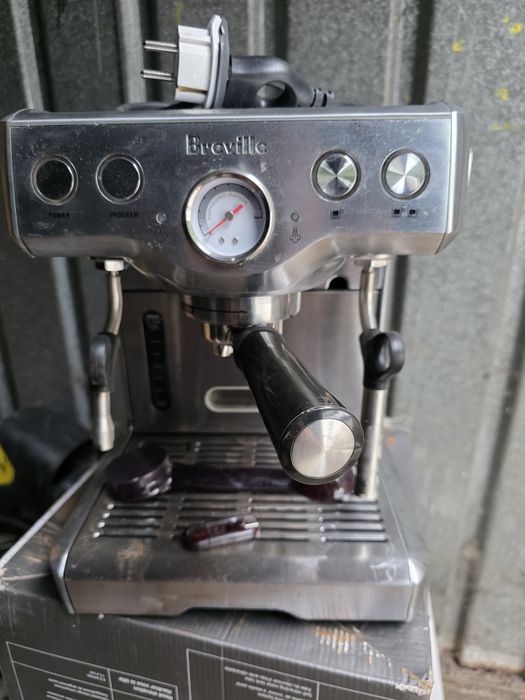 Кафемашина Breville Die-Cast Programmable Espresso Machine BES830XL