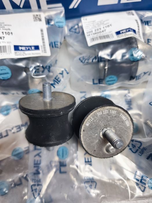 BMW E34 E39 E36 подушки Коробки