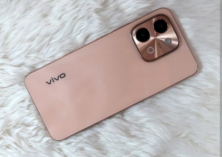 Telefon Vivo Y28