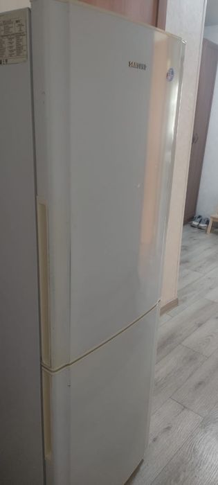 Холодильник Samsung